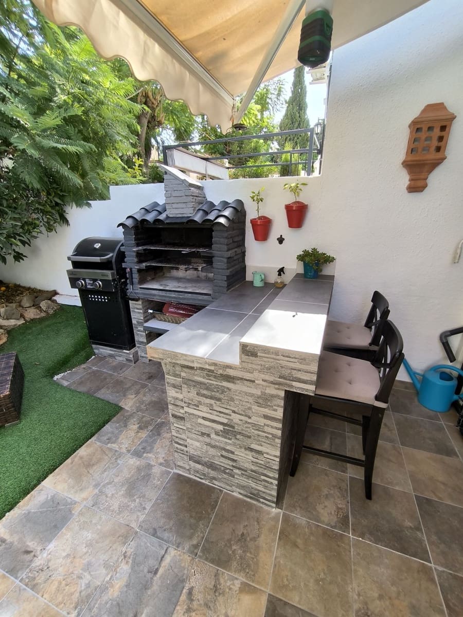 Casa de 3 habitaciones en Cerro del Aguila en venta con piscina garaje - 495.000 € (Ref: 9687462)