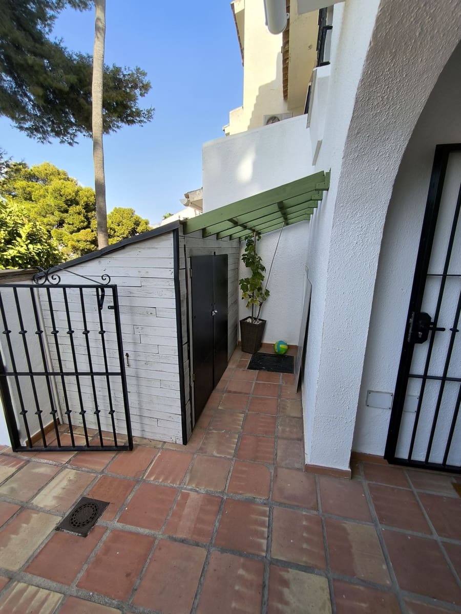 Casa de 3 habitaciones en Cerro del Aguila en venta con piscina garaje - 495.000 € (Ref: 9687462)