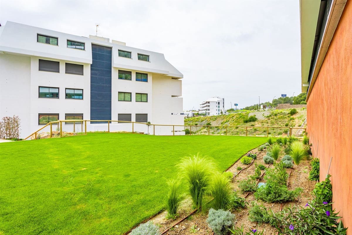 3 makuuhuone Huoneisto myytävänä paikassa Fuengirola mukana uima-altaan 
autotalli - 765 000 € (Ref: 9688445)