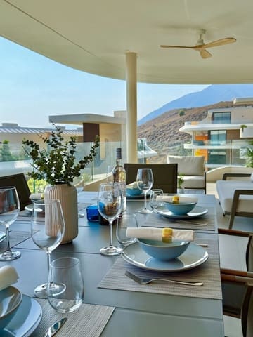 2 slaapkamer Penthouse te koop in Fuengirola met zwembad - € 749.000 (Ref: 9688447)
