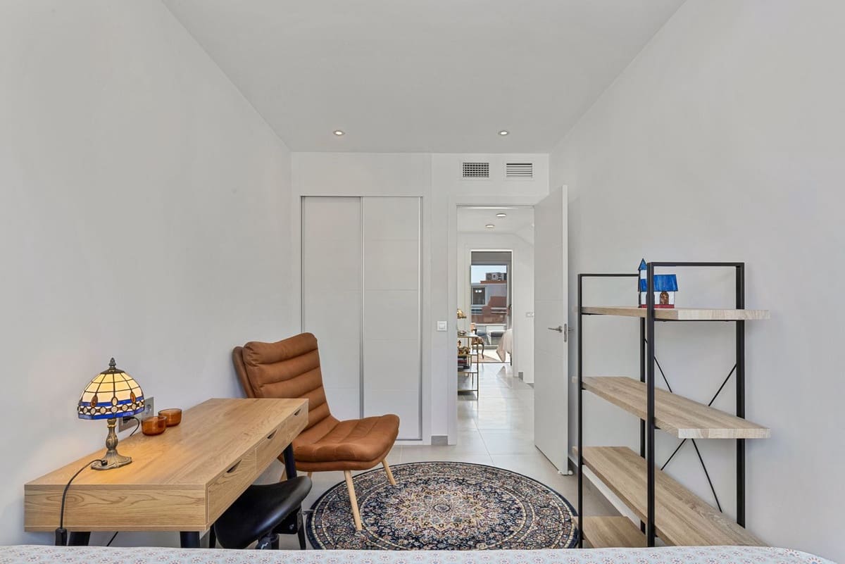 3 slaapkamer Huis te koop in Fuengirola met zwembad garage - € 765.000 (Ref: 9688450)