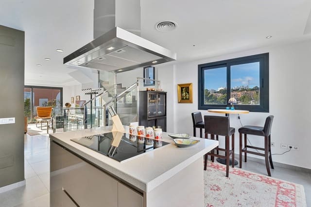 3 slaapkamer Huis te koop in Torreblanca, Fuengirola met zwembad garage - € 765.000 (Ref: 9688450)