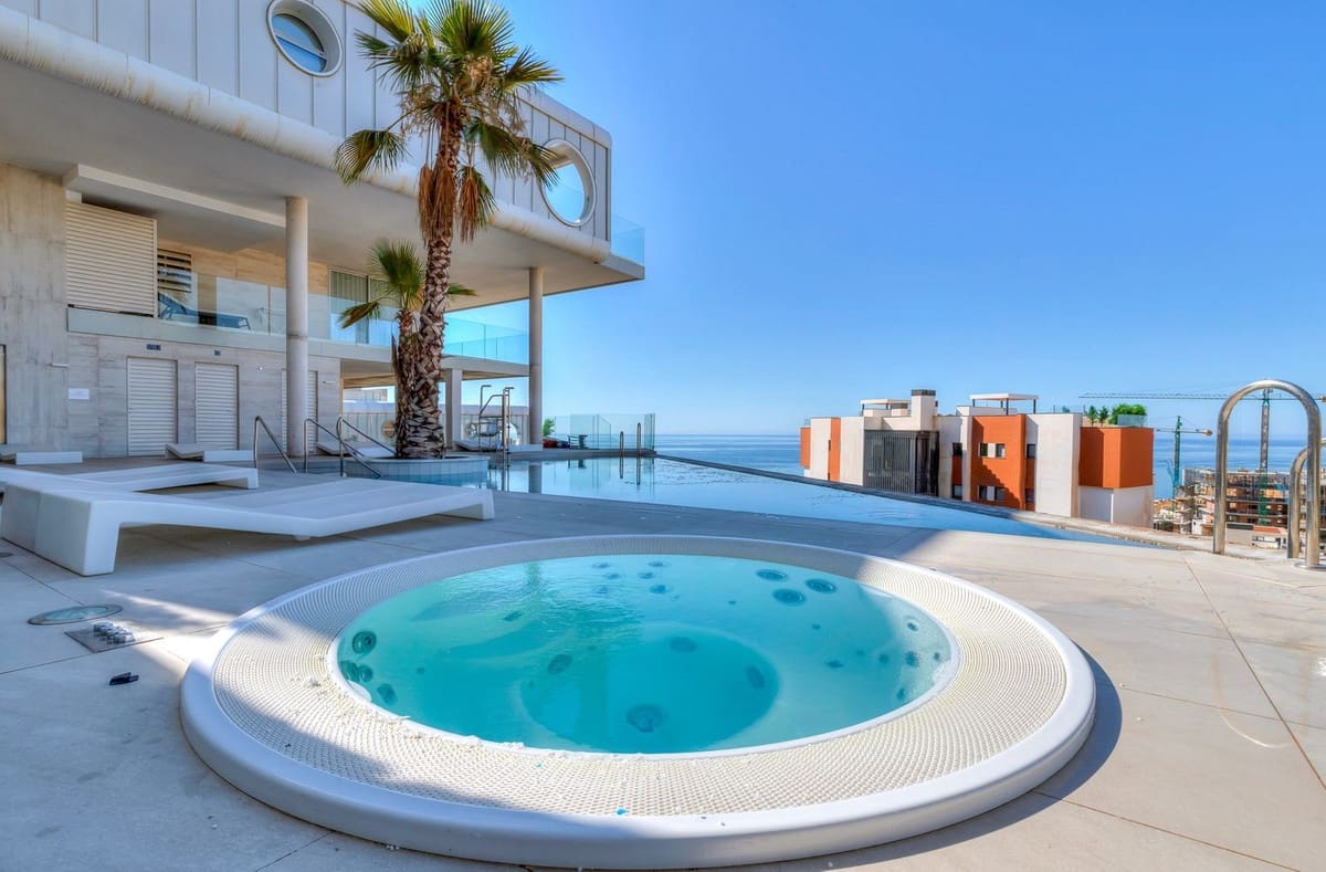 3 slaapkamer Appartement te koop in Fuengirola met zwembad garage - € 759.000 (Ref: 9688515)