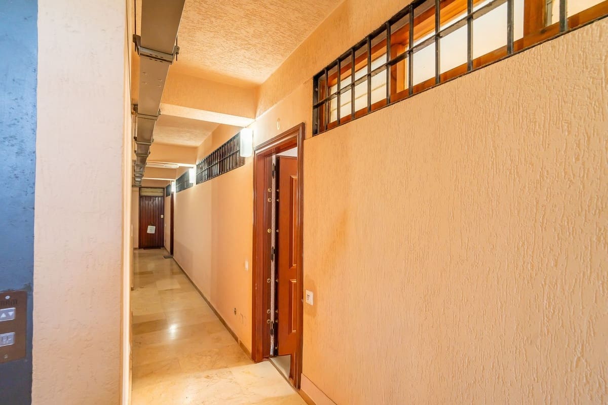 1 slaapkamer Strandappartement te koop in Fuengirola met garage - € 322.500 (Ref: 9688542)