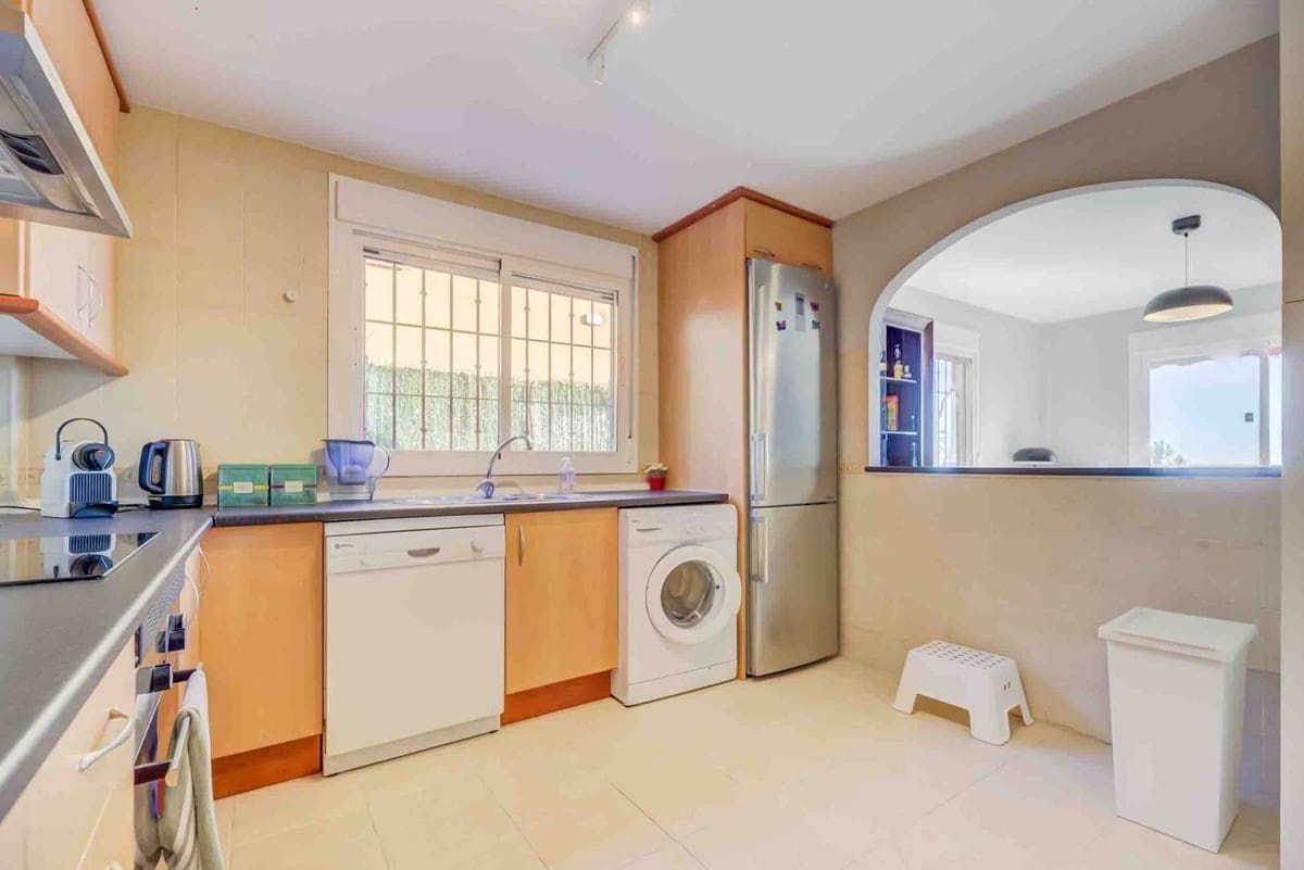 Casa de 3 habitaciones en Mijas en venta con piscina garaje - 550.000 € (Ref: 9688543)