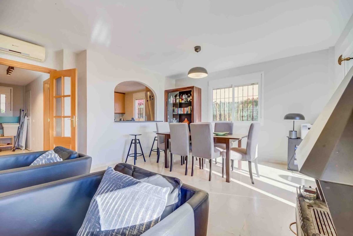 Casa de 3 habitaciones en Mijas en venta con piscina garaje - 550.000 € (Ref: 9688543)