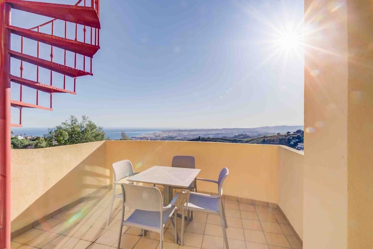 Casa de 3 habitaciones en Mijas en venta con piscina garaje - 550.000 € (Ref: 9688543)