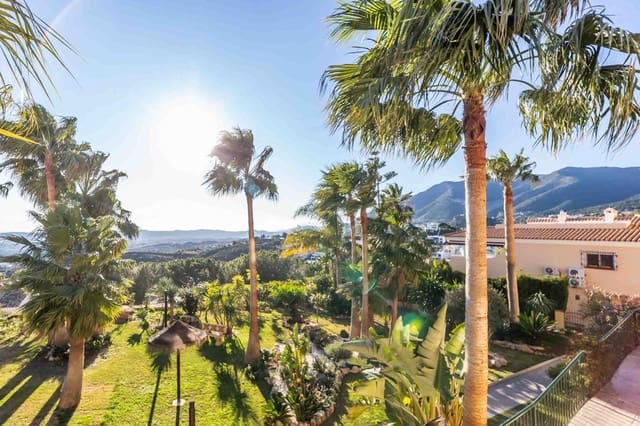 Casa de 3 habitaciones en Mijas en venta con piscina garaje - 550.000 € (Ref: 9688543)