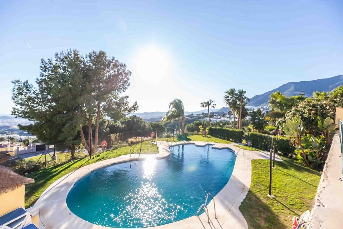 Casa de 3 habitaciones en Mijas en venta con piscina garaje - 550.000 € (Ref: 9688543)