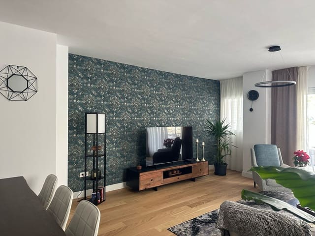 Apartamento de 2 habitaciones en El Faro, Mijas en venta con piscina garaje - 645.000 € (Ref: 9699317)