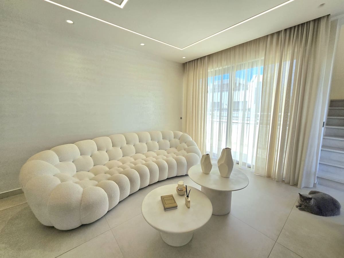 2 Zimmer Penthouse zu verkaufen in La Cala de Mijas mit Pool - 595.000 € (Ref: 9699323)