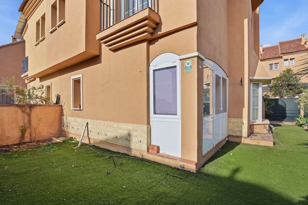 3 bedroom Semi-detached Villa for sale in Mijas Costa with pool garage - € 399,950 (Ref: 9699663)