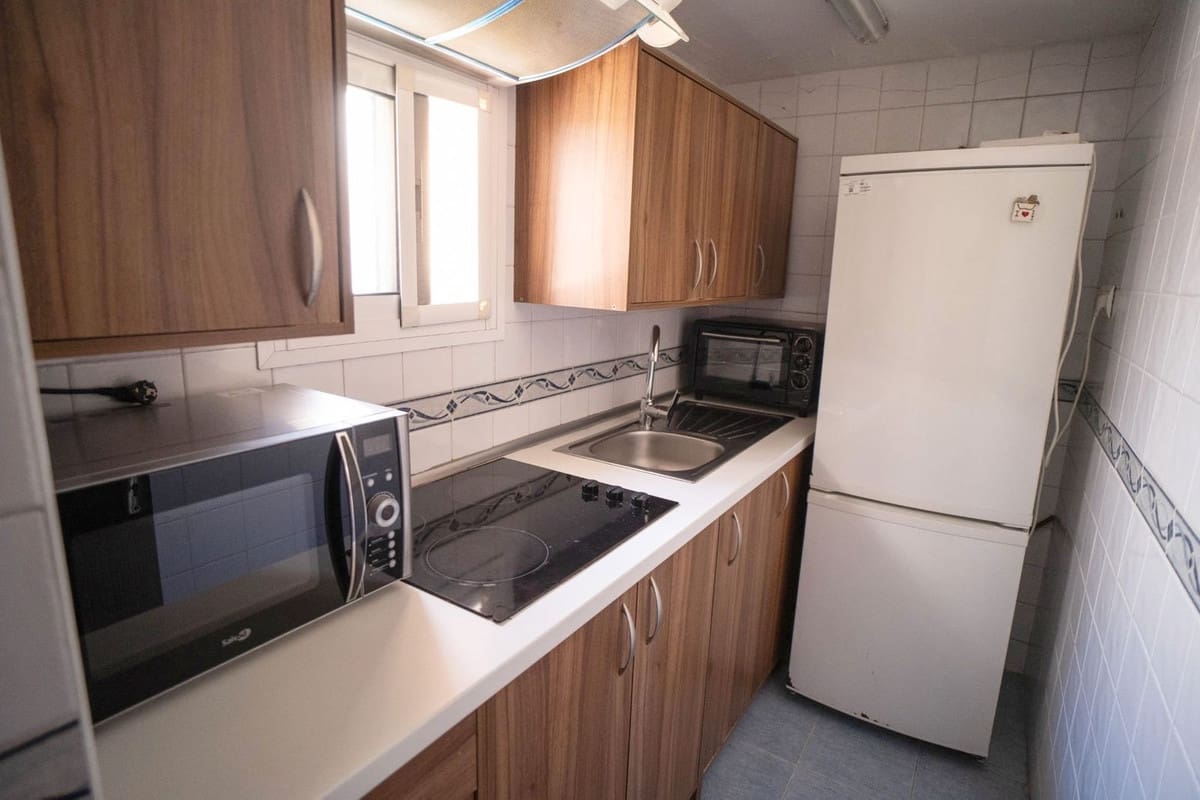 6 soveværelse Semi-Rækkehus til salg i Las Lagunas de Mijas med garage - € 485.000 (Ref: 9699670)