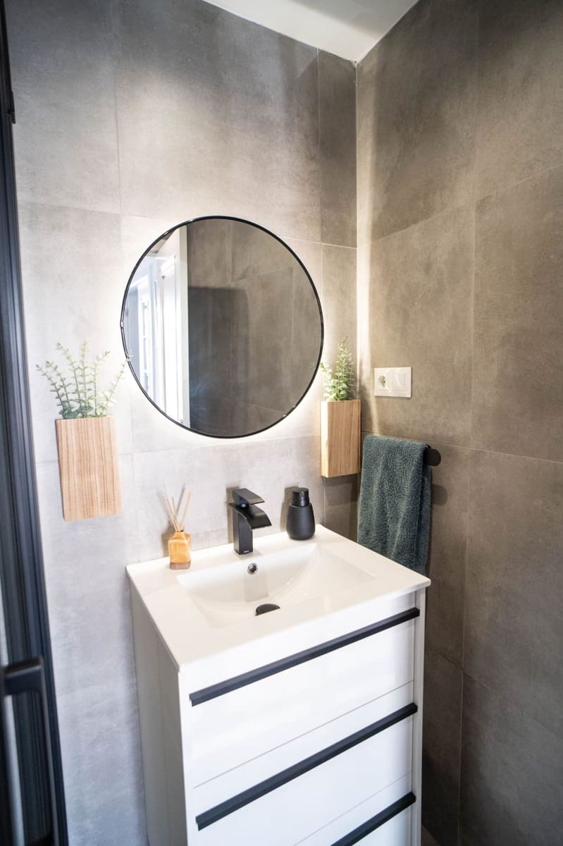 6 soveværelse Semi-Rækkehus til salg i Las Lagunas de Mijas med garage - € 485.000 (Ref: 9699670)