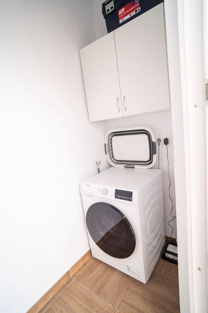 6 soveværelse Semi-Rækkehus til salg i Las Lagunas de Mijas med garage - € 485.000 (Ref: 9699670)