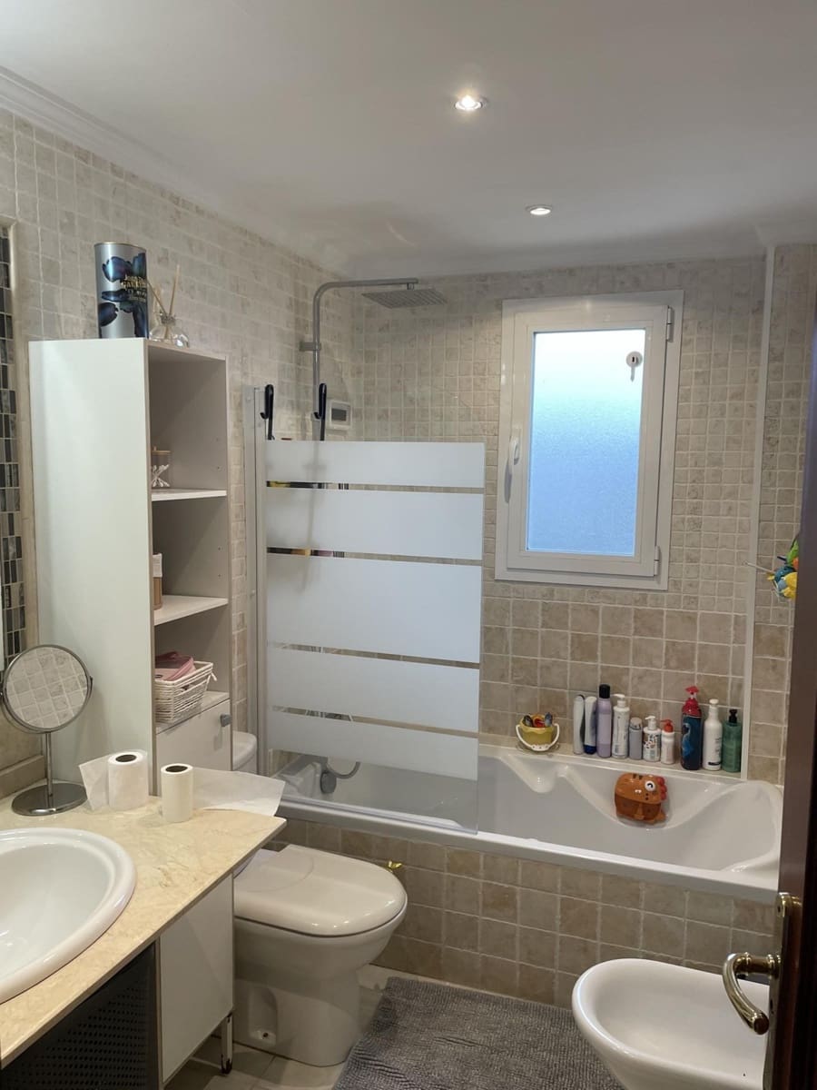 Appartamento in vendita in Riviera del Sol con piscina garage - 307.600 € (Rif: 9699684)