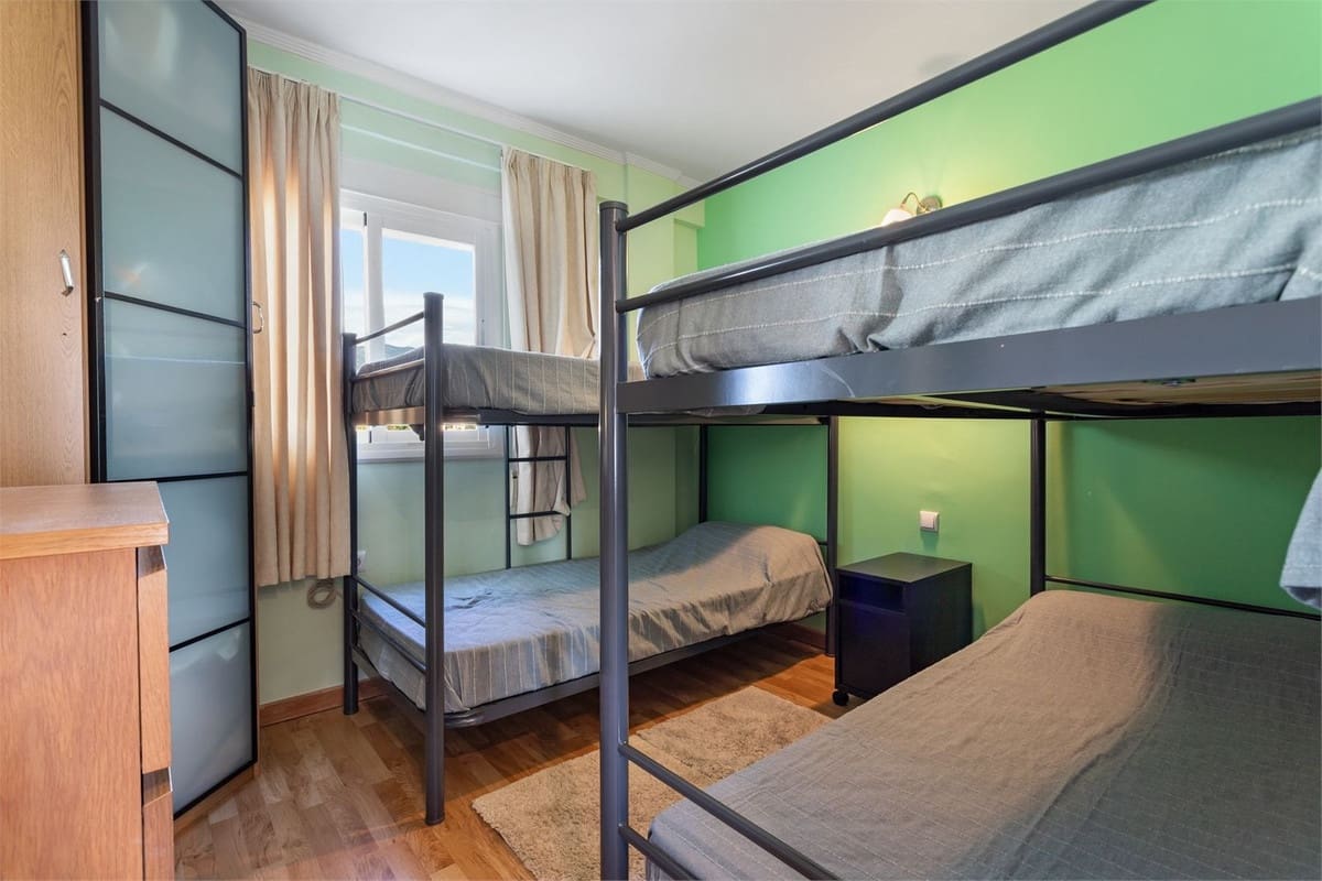 2 slaapkamer Appartement te koop in Benalmadena Costa met zwembad - € 269.000 (Ref: 9703238)