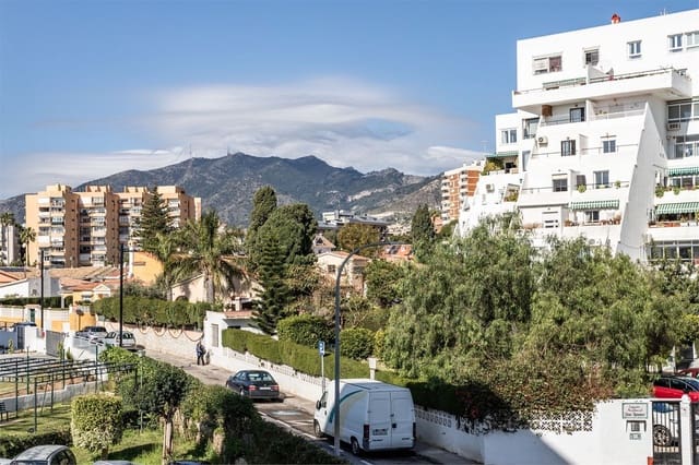 2 slaapkamer Appartement te koop in Benalmadena Costa, Benalmádena met zwembad - € 269.000 (Ref: 9703238)