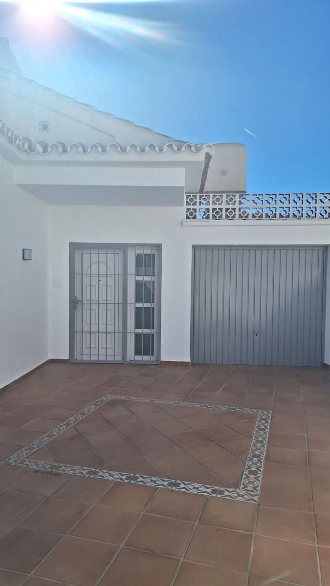 3 chambre Villa/Maison à vendre à Puerto de la Torre avec piscine garage - 795 000 € (Ref: 9703241)