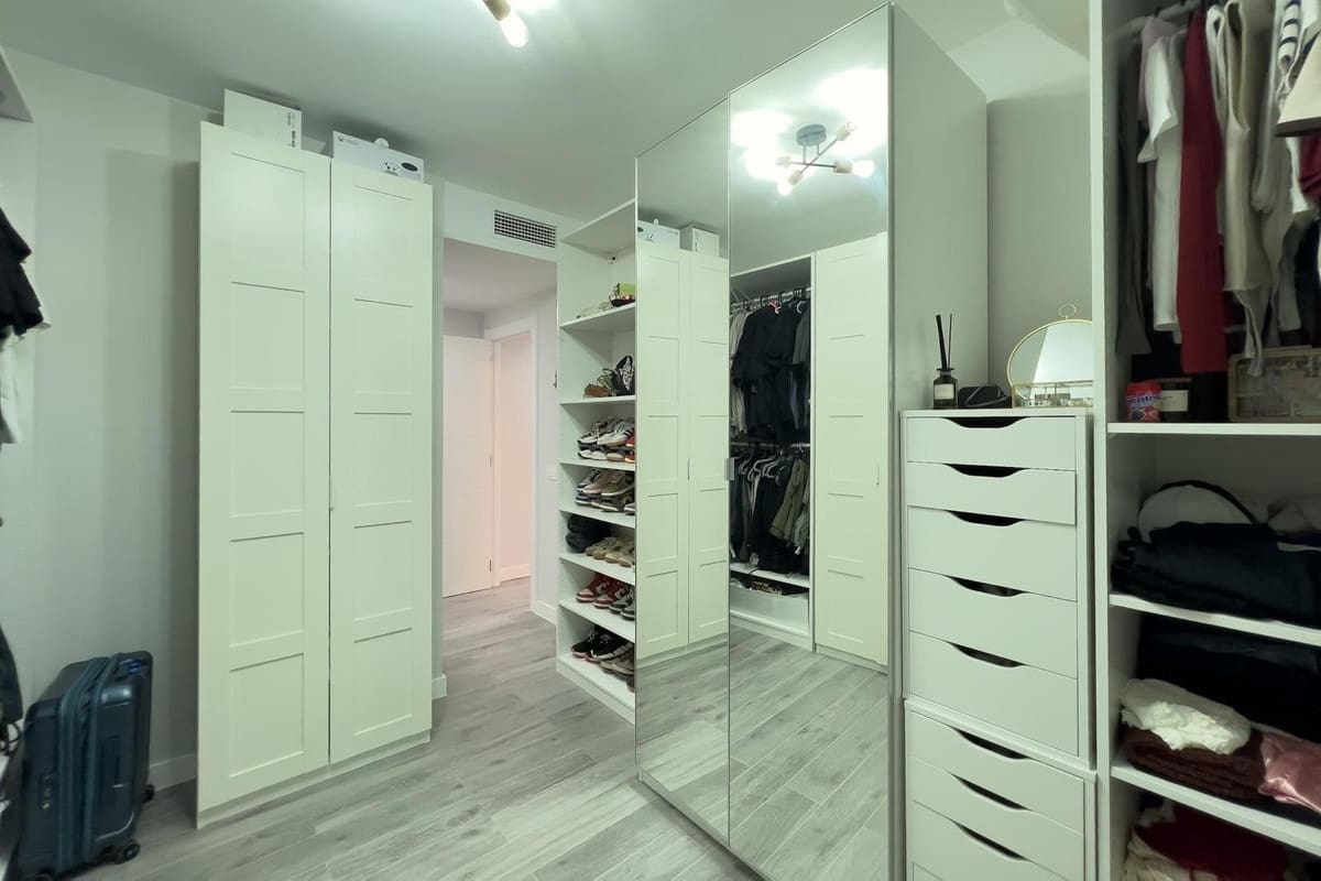 3 bedroom Apartment for sale in Puerto de la Torre with pool garage - € 595,000 (Ref: 9703243)