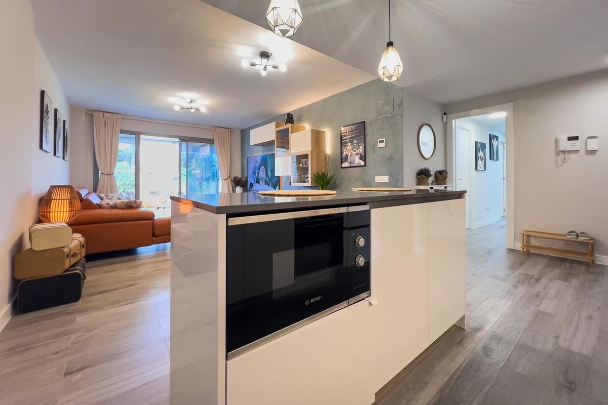 3 bedroom Apartment for sale in Puerto de la Torre with pool garage - € 595,000 (Ref: 9703243)