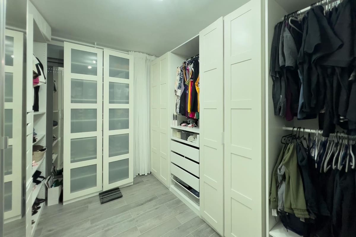 3 bedroom Apartment for sale in Puerto de la Torre with pool garage - € 595,000 (Ref: 9703243)