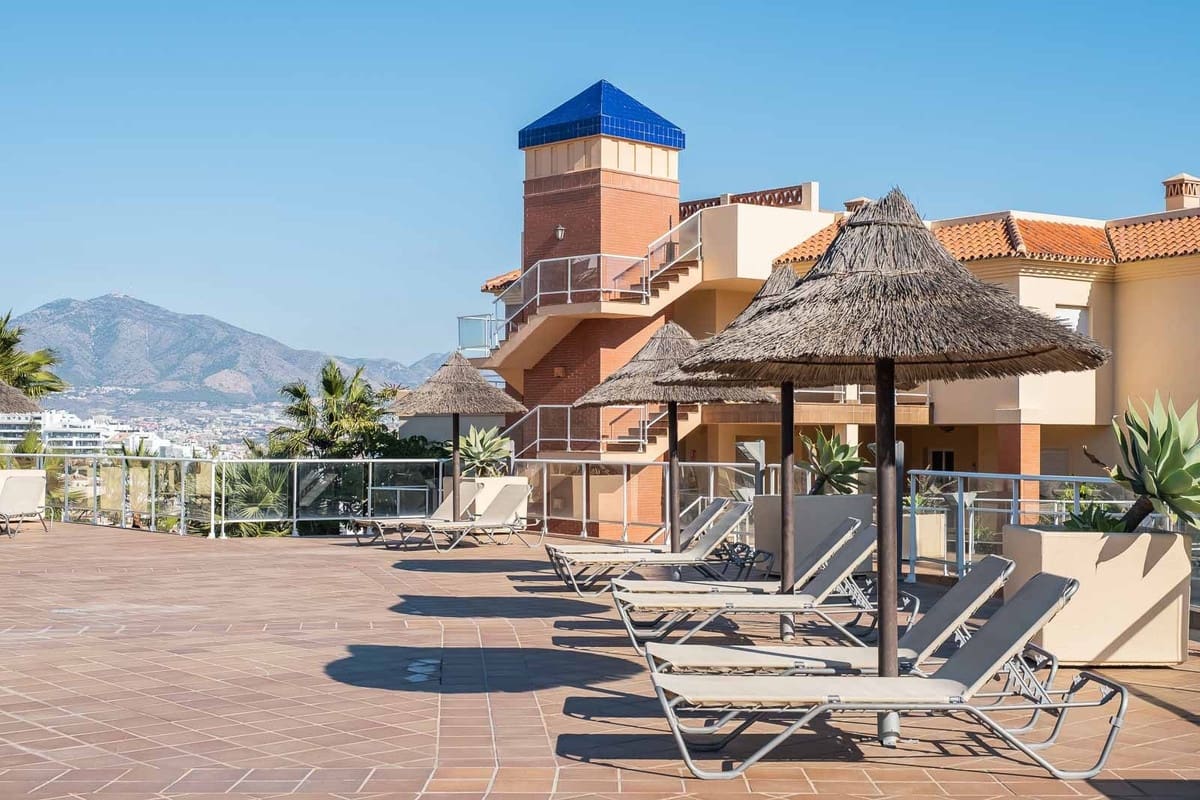 2 chambre Appartement à vendre à Mijas Costa avec piscine garage - 450 000 € (Ref: 9703275)