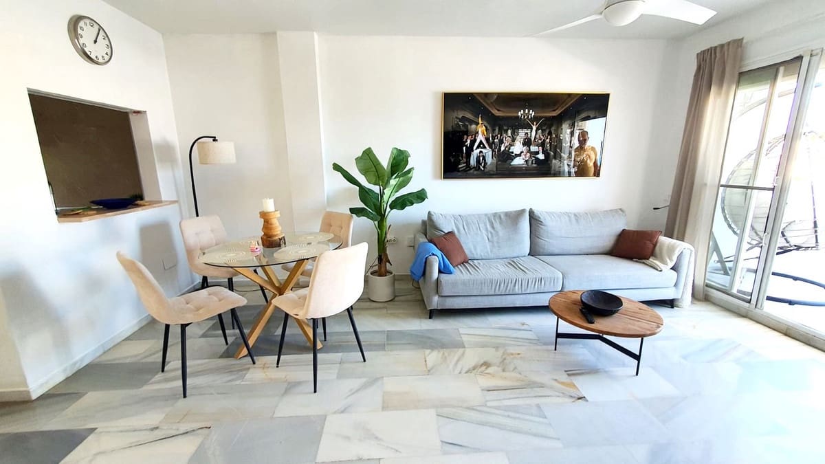 2 sovrum Lägenhet till salu i Mijas Costa med pool garage - 495 000 € (Ref: 9703282)