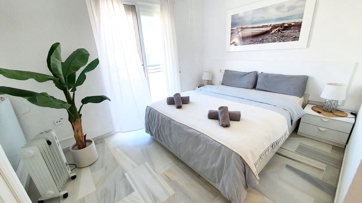 2 sovrum Lägenhet till salu i Mijas Costa med pool garage - 495 000 € (Ref: 9703282)