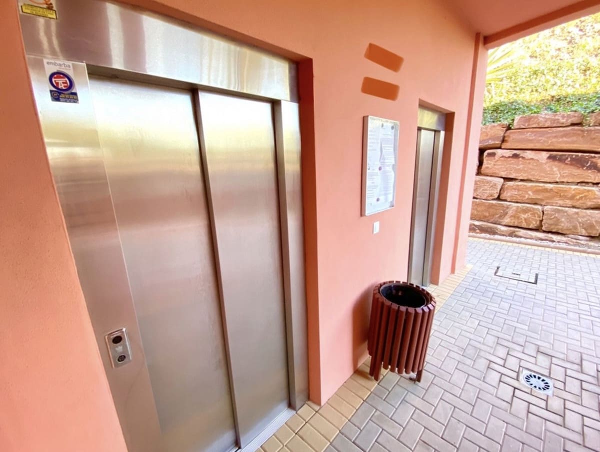 2 bedroom Apartment for sale in Mijas Costa with pool - € 315,000 (Ref: 9703308)