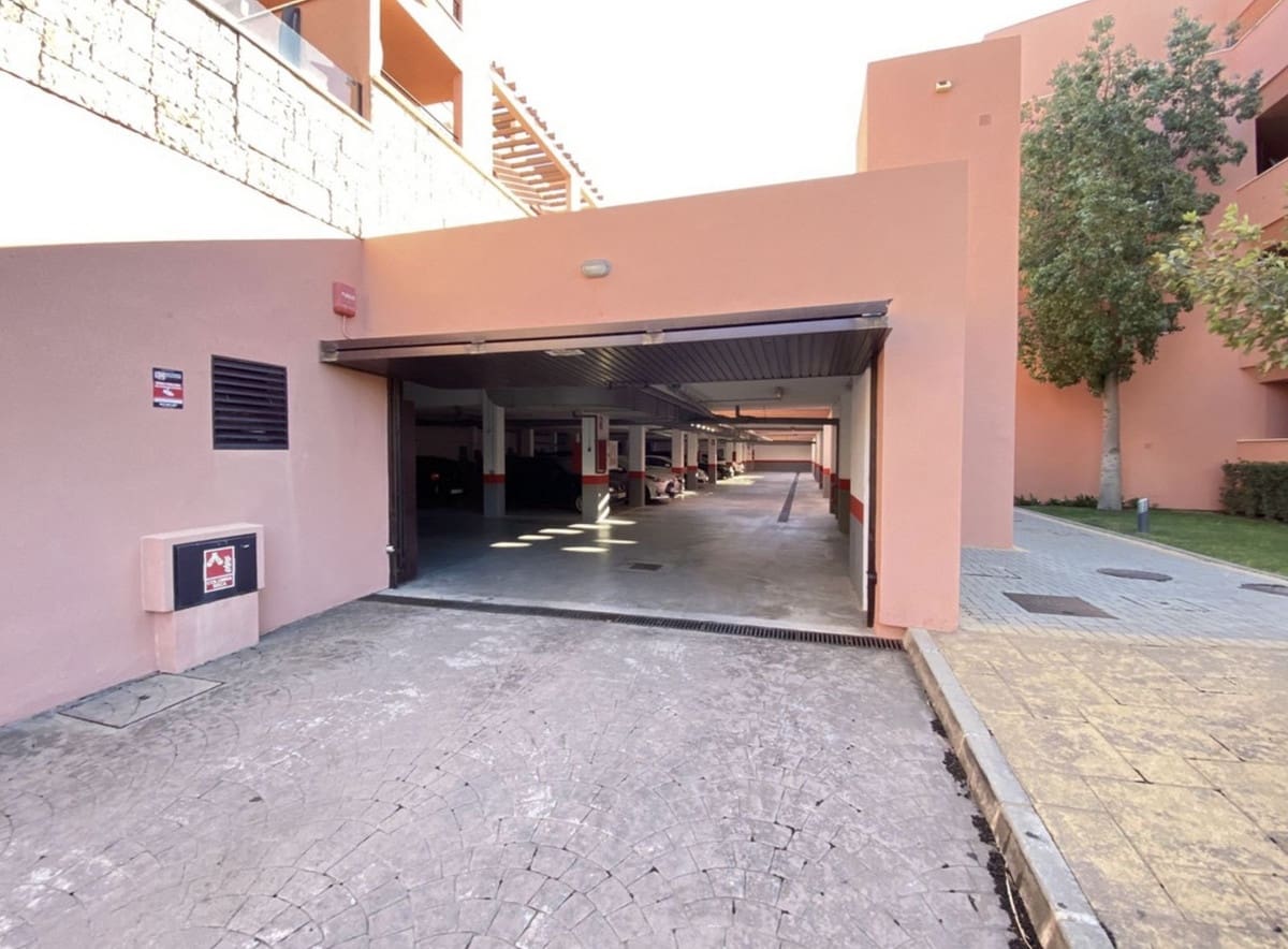 2 bedroom Apartment for sale in Mijas Costa with pool - € 315,000 (Ref: 9703308)