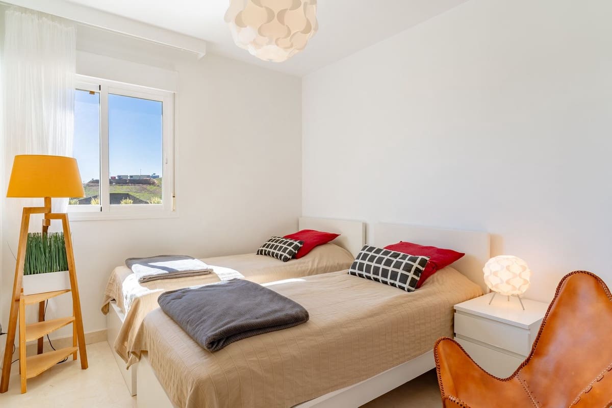 2 bedroom Apartment for sale in Mijas Costa with pool garage - € 575,000 (Ref: 9703316)