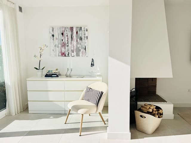 2 sypialnia Dom na sprzedaż w Mijas Costa, Mijas z basenem - 579 000 € (Ref: 9703318)