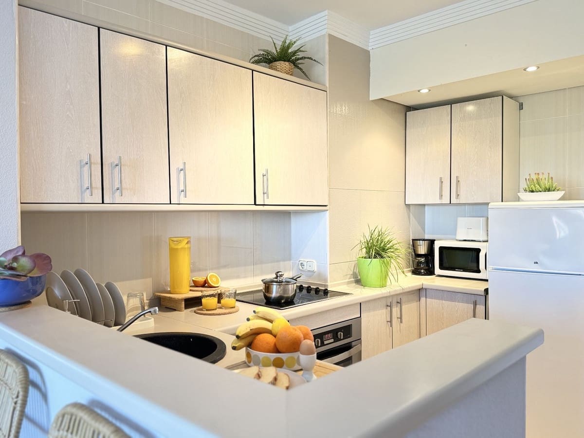 1 bedroom Penthouse for sale in Torrequebrada - € 355,000 (Ref: 9793387)