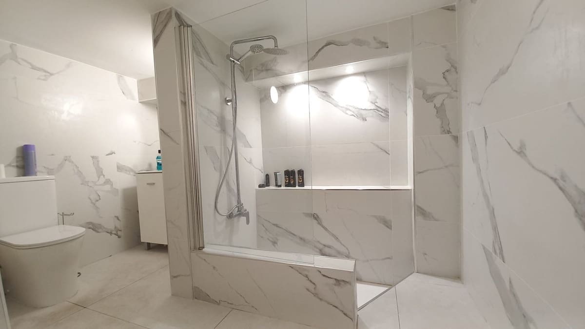 6 soveværelse Villa til salg i Mijas Costa med swimmingpool garage - € 749.000 (Ref: 9793414)