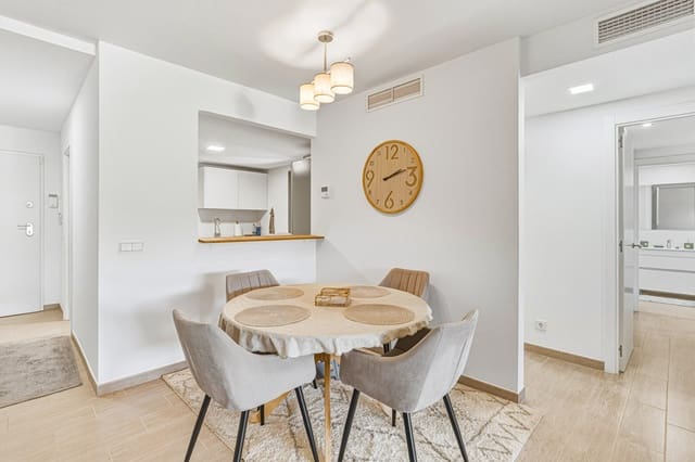 2 slaapkamer Appartement te koop in La Cala de Mijas, Mijas met zwembad - € 350.000 (Ref: 9793422)