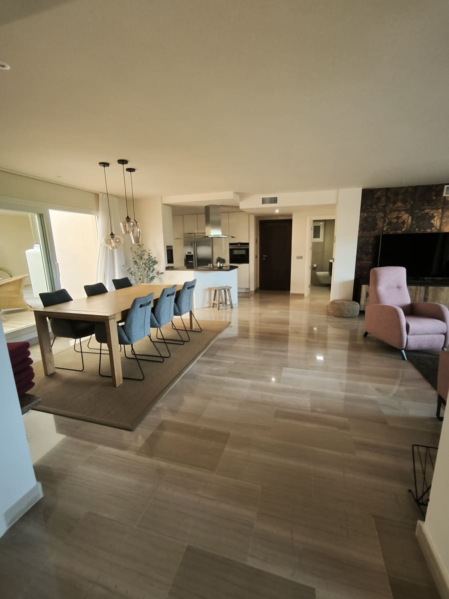 3 Zimmer Apartment zu verkaufen in Mijas Costa mit Pool Garage - 599.000 € (Ref: 9810440)