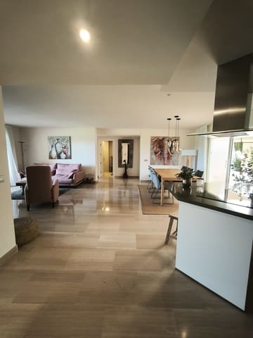 3 Zimmer Apartment zu verkaufen in Mijas Costa, Mijas mit Pool Garage - 599.000 € (Ref: 9810440)