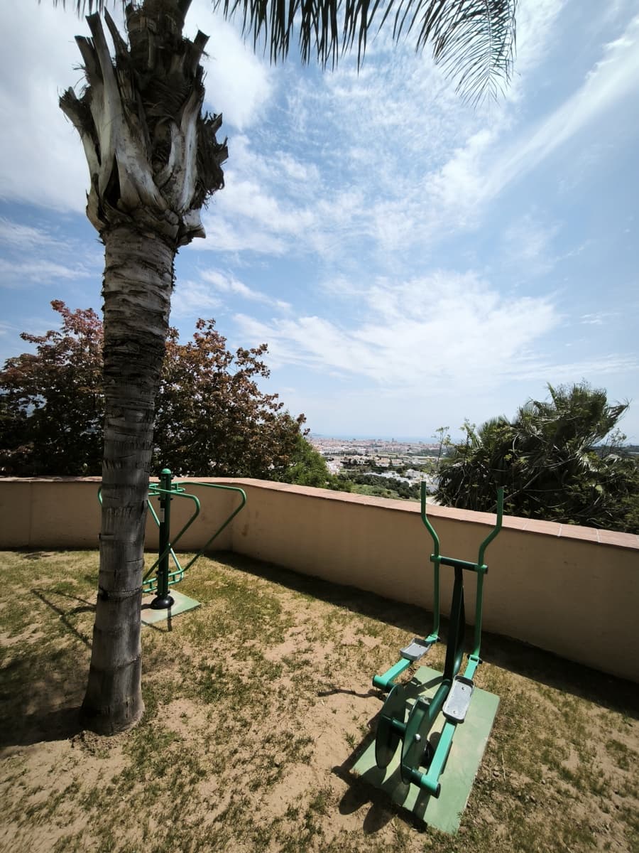 3 Zimmer Apartment zu verkaufen in Mijas Costa mit Pool Garage - 599.000 € (Ref: 9810440)