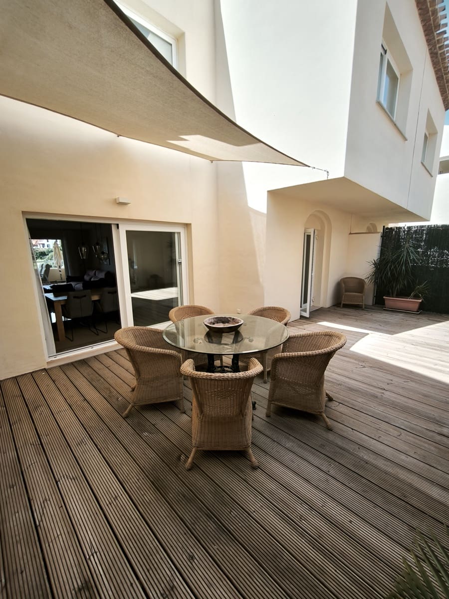 3 Zimmer Apartment zu verkaufen in Mijas Costa mit Pool Garage - 599.000 € (Ref: 9810440)