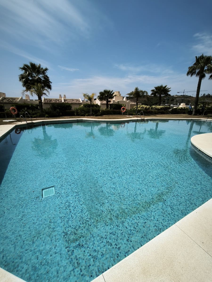 3 Zimmer Apartment zu verkaufen in Mijas Costa mit Pool Garage - 599.000 € (Ref: 9810440)