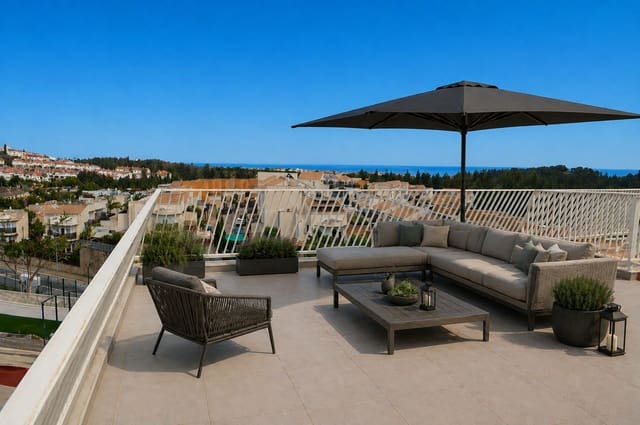 3 makuuhuone Kattohuoneisto myytävänä paikassa Mijas Costa, Mijas - 595 000 € (Ref: 9810870)