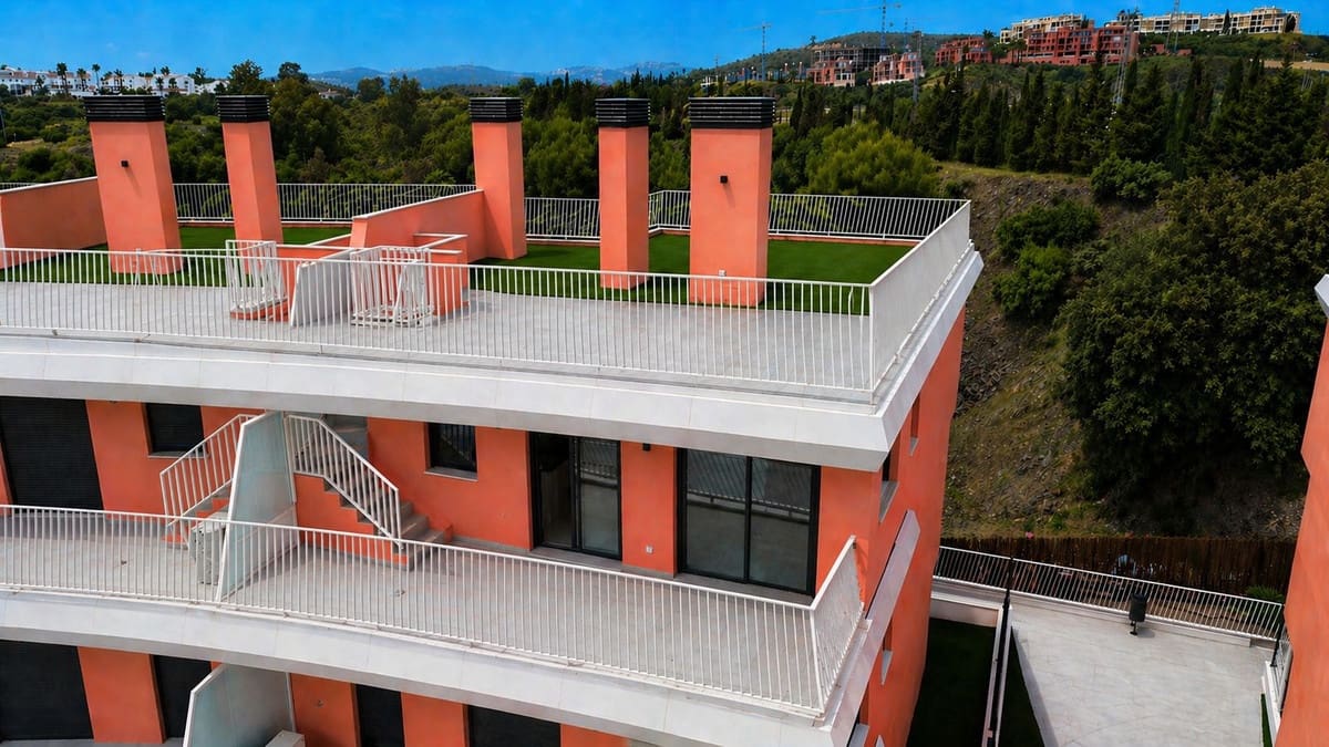 3 makuuhuone Kattohuoneisto myytävänä paikassa Mijas Costa - 595 000 € (Ref: 9810870)