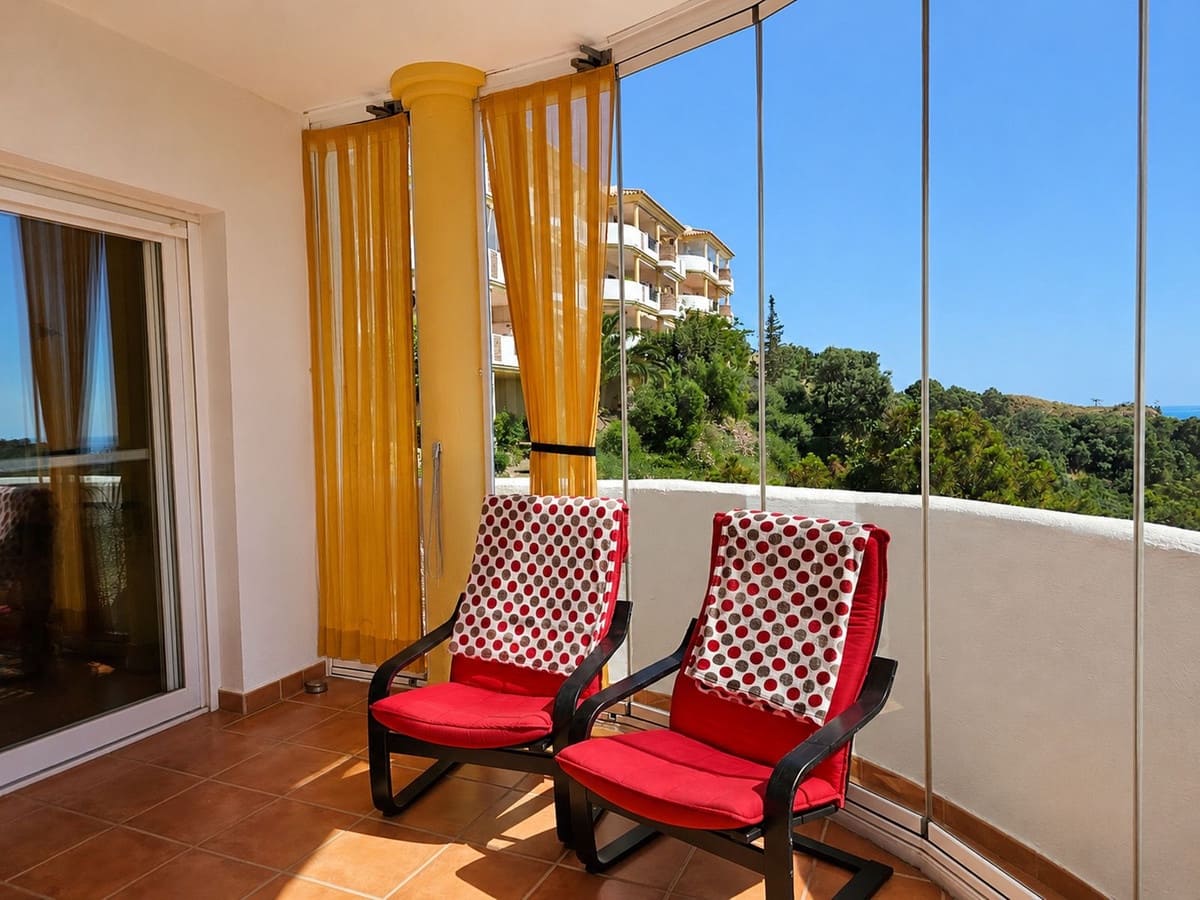 3 slaapkamer Appartement te koop in Calahonda met zwembad - € 369.000 (Ref: 9835050)