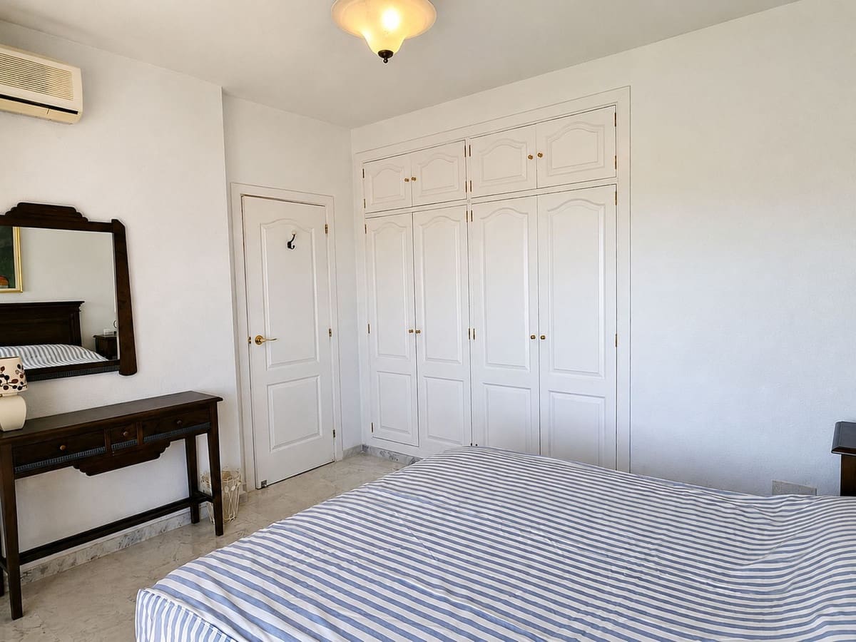 3 slaapkamer Appartement te koop in Calahonda met zwembad - € 369.000 (Ref: 9835050)