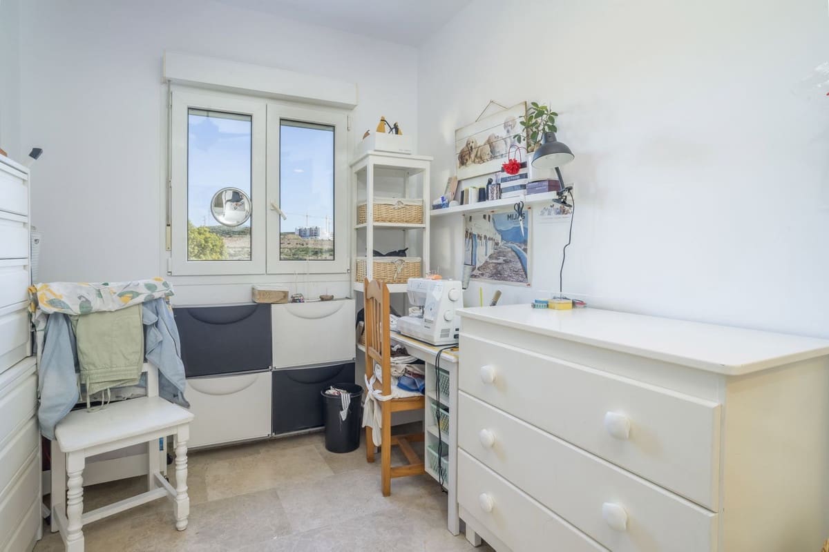 2 bedroom Apartment for sale in Mijas Costa with pool garage - € 376,000 (Ref: 9838716)