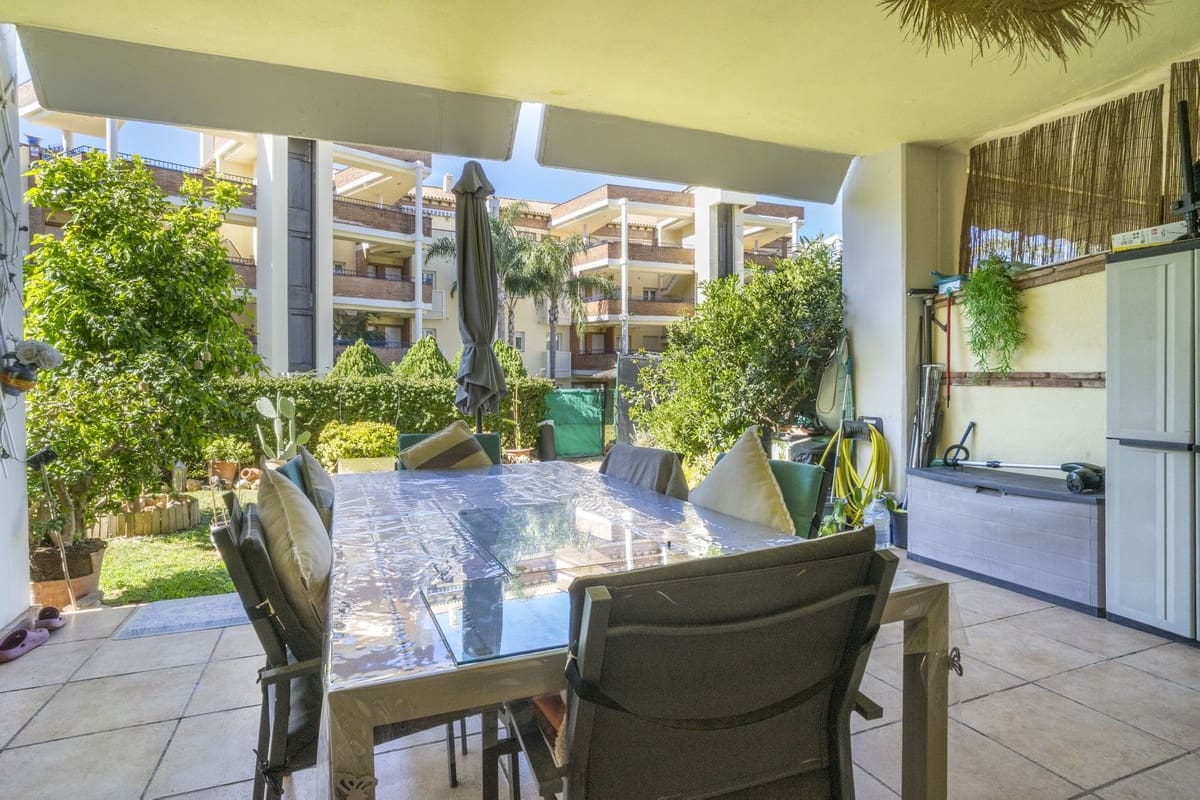 2 bedroom Apartment for sale in Mijas Costa with pool garage - € 376,000 (Ref: 9838716)