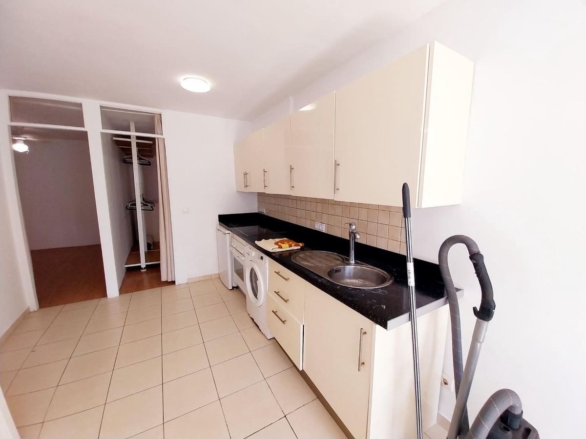 4 bedroom Townhouse for sale in Mijas Costa with pool - € 475,000 (Ref: 9838718)