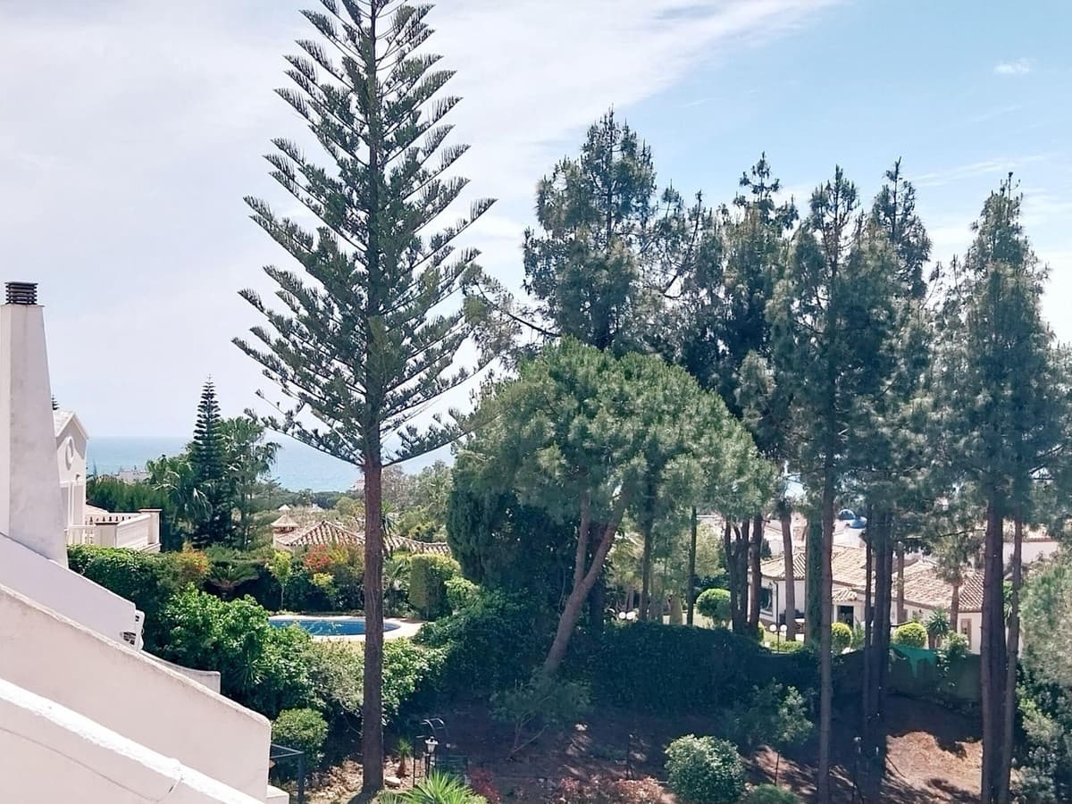 4 bedroom Townhouse for sale in Mijas Costa with pool - € 475,000 (Ref: 9838718)