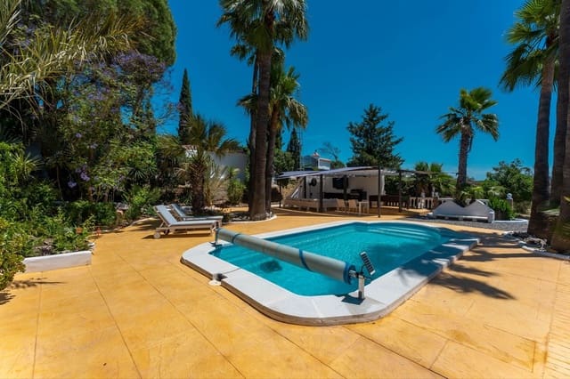 6 slaapkamer Villa te koop in Alhaurín el Grande met zwembad garage - € 749.000 (Ref: 9850578)